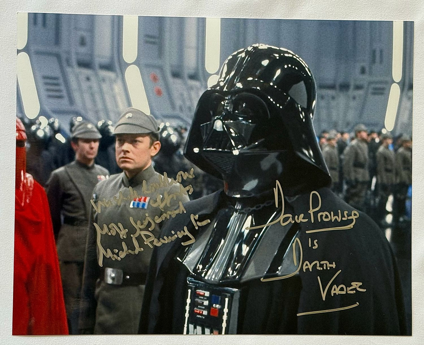 DARTH VADER 8X10 PHOTO SIGNED BY DAVE PROWSE AND MICHAEL PENNINGTON