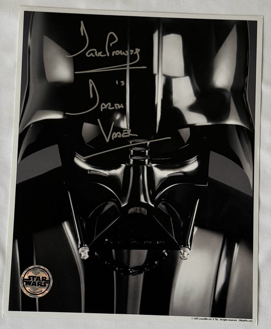 DARTH VADER 8X10 PHOTO SIGNED BY DAVE PROWSE