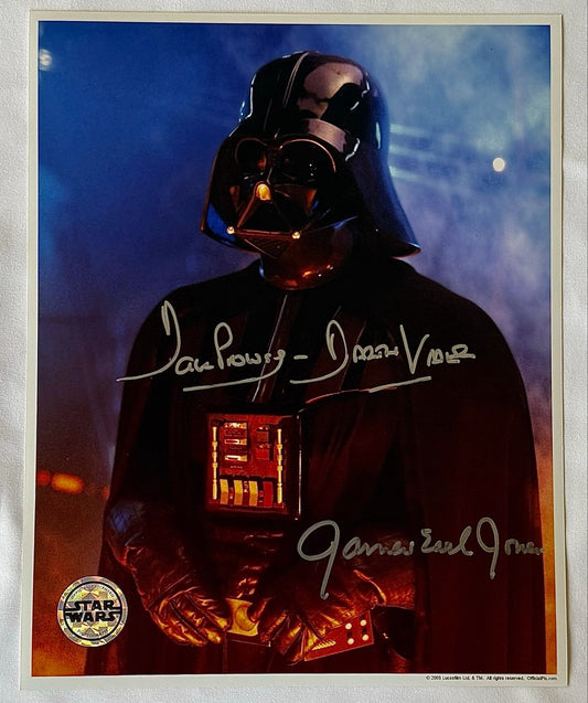DARTH VADER 8X10 PHOTO SIGNED BY DAVE PROWSE AND JAMES EARL JONES