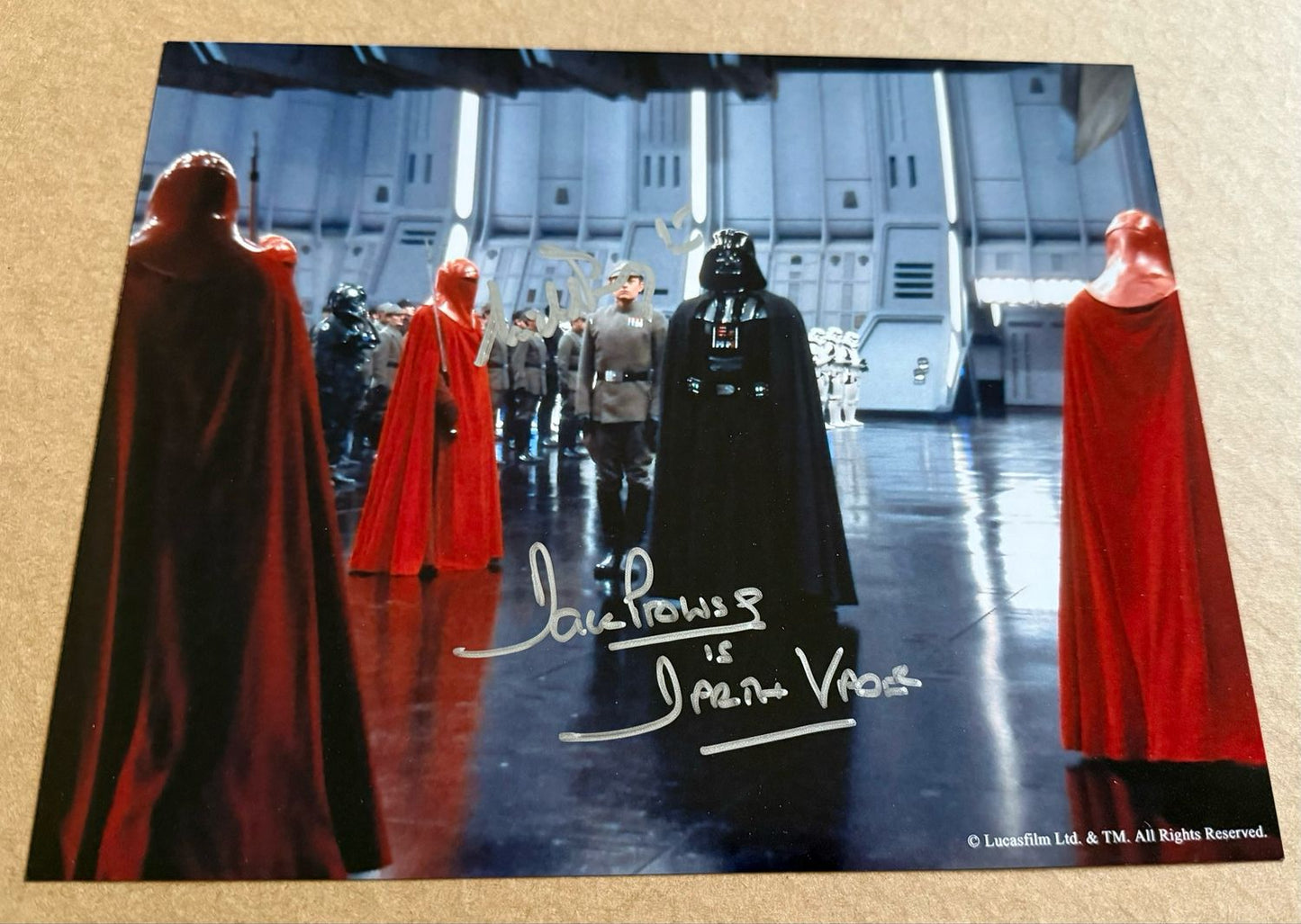 DARTH VADER 8X10 PHOTO SIGNED BY DAVE PROWSE AND MICHAEL PENNINGTON