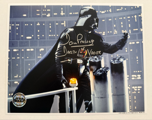 DARTH VADER 8X10 PHOTO SIGNED BY DAVE PROWSE